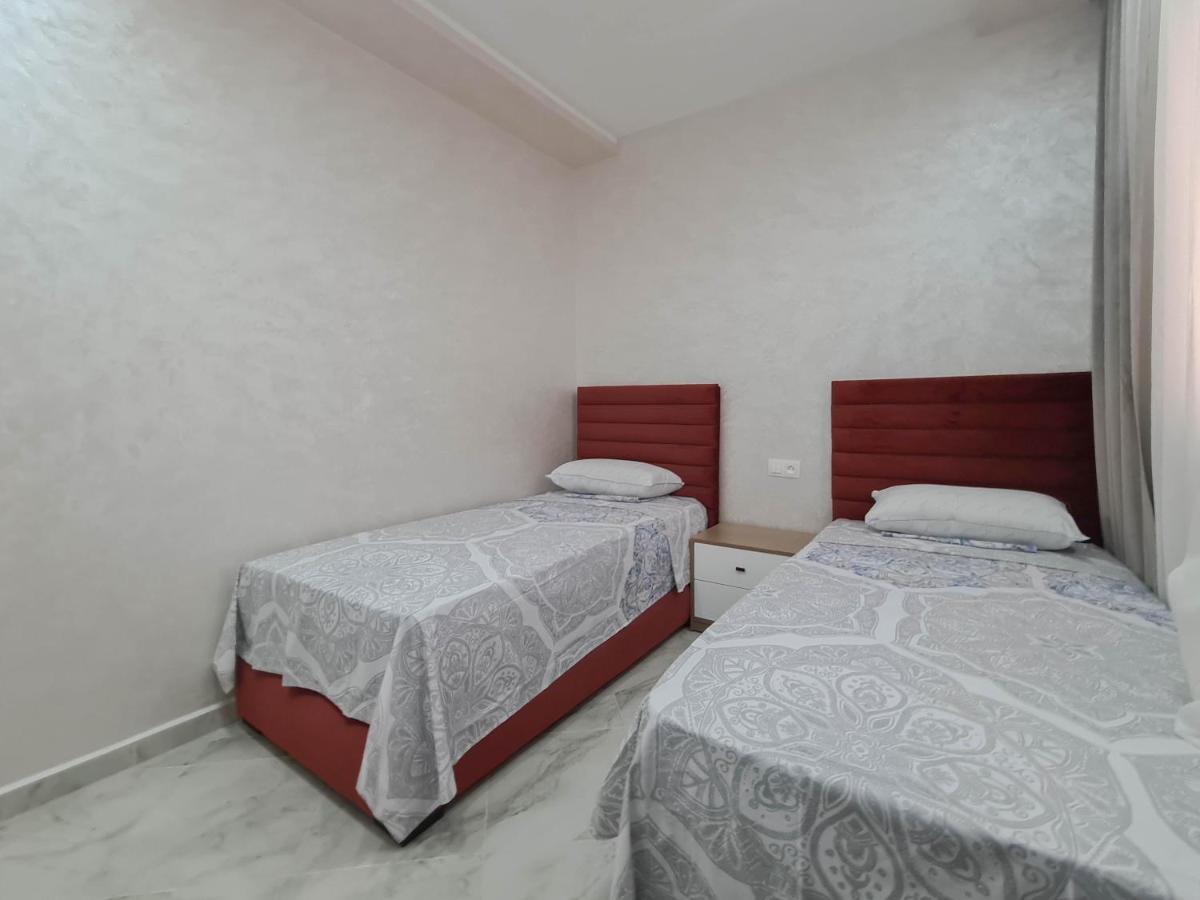 Immeuble Familial Imad Lägenhet Tétouan Exteriör bild