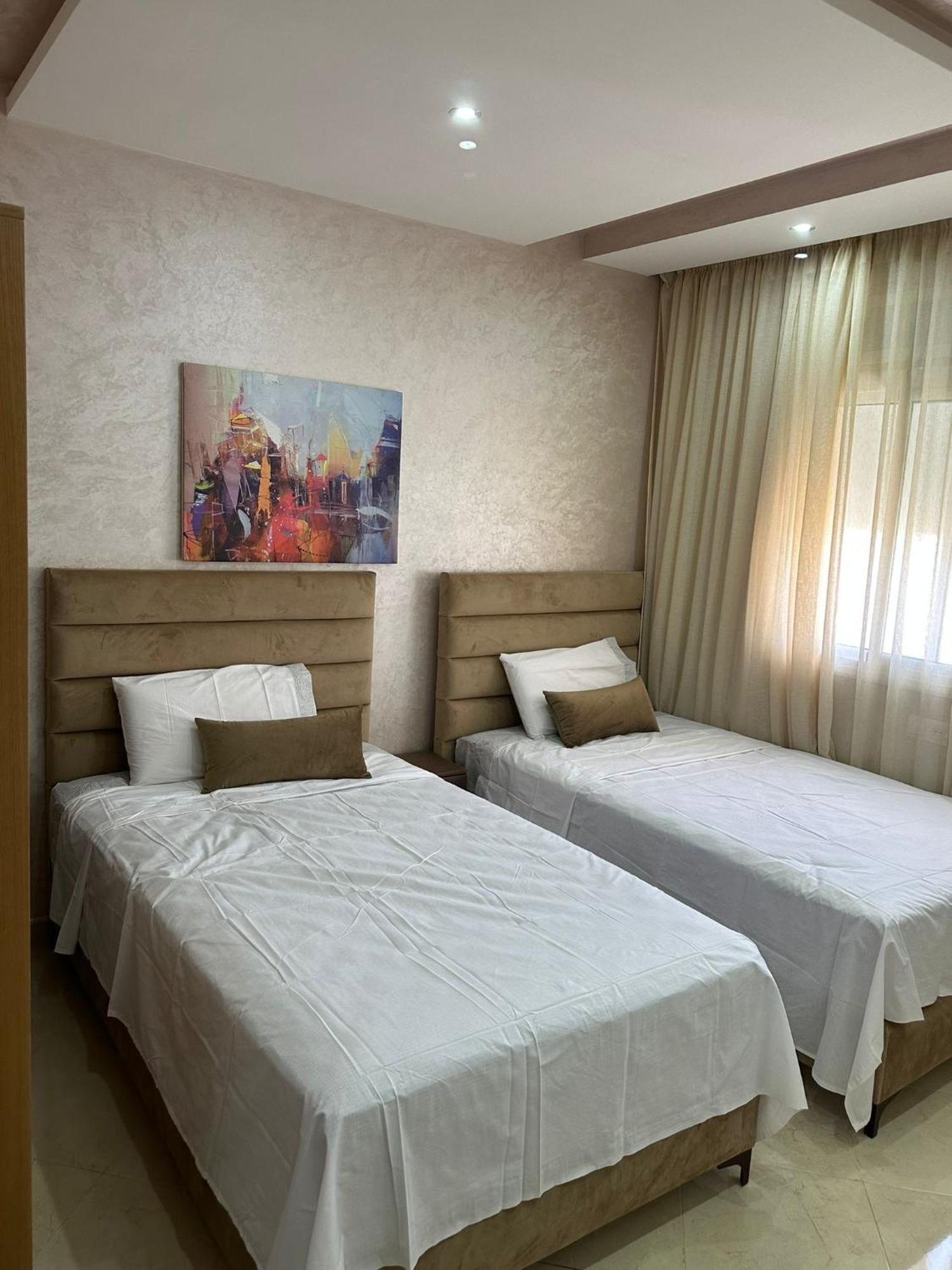 Immeuble Familial Imad Lägenhet Tétouan Exteriör bild